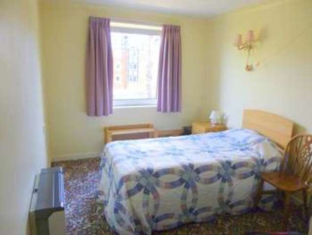  Image of 1 bedroom Retirement Property for sale in Conway Road Rhos on Sea Colwyn Bay LL29 at 78 Conway Road  Colwyn Bay, LL29 7LE