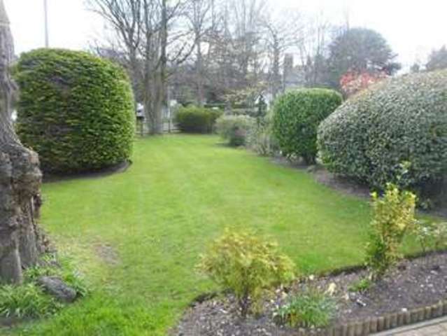  Image of 1 bedroom Retirement Property for sale in Conway Road Rhos on Sea Colwyn Bay LL29 at 78 Conway Road  Colwyn Bay, LL29 7LE