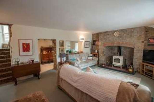  Image of 5 bedroom Detached house for sale in Llawhaden Narberth SA67 at Narberth Pembrokeshire Llawhaden, SA67 8HJ