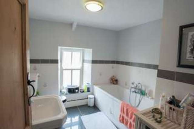  Image of 5 bedroom Detached house for sale in Llawhaden Narberth SA67 at Narberth Pembrokeshire Llawhaden, SA67 8HJ