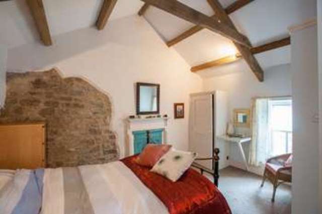  Image of 5 bedroom Detached house for sale in Llawhaden Narberth SA67 at Narberth Pembrokeshire Llawhaden, SA67 8HJ