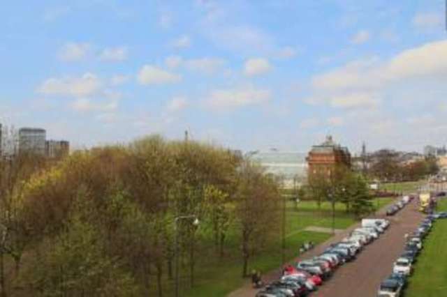  Image of 2 bedroom Flat for sale in Templeton Court Glasgow G40 at Glasgow Green Glasgow Birkwood, G40 1EF