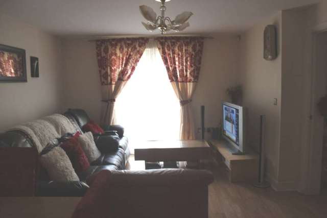  Image of 2 bedroom Apartment to rent in Pettacre Close London SE28 at Thamesmead West London, SE28 0AR