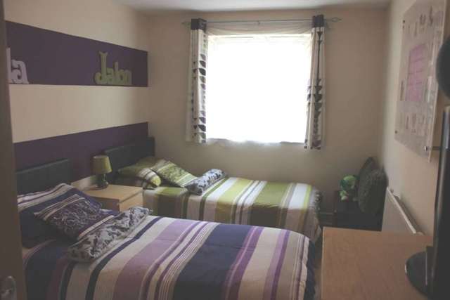  Image of 2 bedroom Apartment to rent in Pettacre Close London SE28 at Thamesmead West London, SE28 0AR