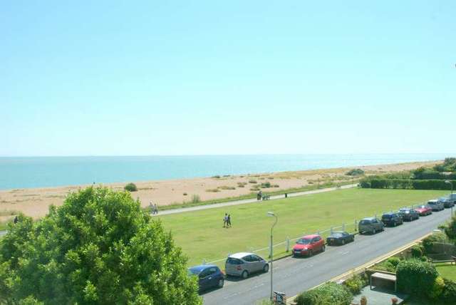  Image of 2 bedroom Apartment to rent in The Beach Walmer Deal CT14 at The Beach  Walmer, CT14 7HJ