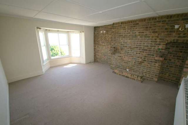  Image of 2 bedroom Apartment to rent in The Beach Walmer Deal CT14 at The Beach  Walmer, CT14 7HJ