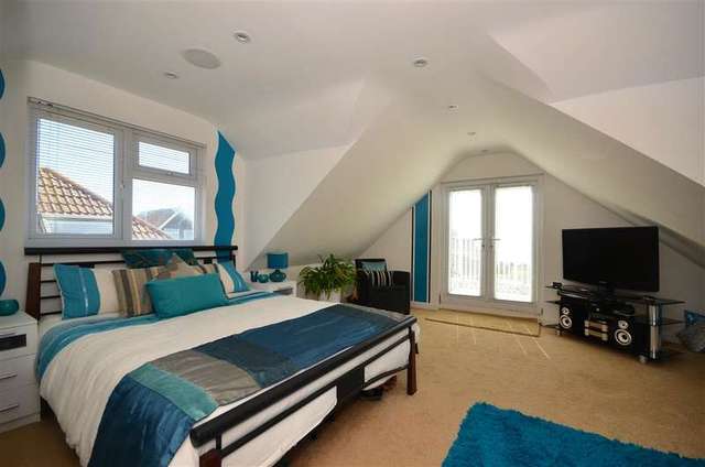 Image of 3 bedroom Bungalow for sale in The Esplanade Telscombe Cliffs Peacehaven BN10 at Peacehaven East Sussex Telscombe Cliffs, BN10 7HG
