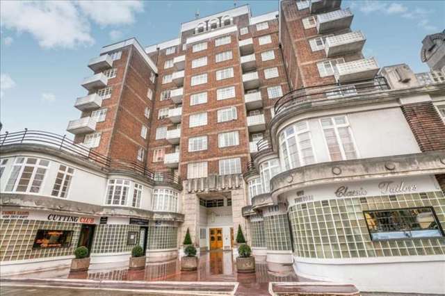  Image of 1 bedroom Flat to rent in Shepherds Bush Road London W6 at Shepherds Bush Road Hammersmith London, W6 7LZ