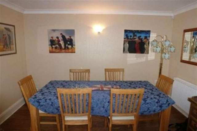  Image of 4 bedroom Detached house to rent in Castle View Palterton Chesterfield S44 at Chesterfield, S44 6UQ