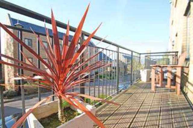  Image of 4 bedroom Terraced house for sale in College Road The Historic Dockyard Chatham ME4 at The Historic Dockyard  Chatham, ME4 4QX
