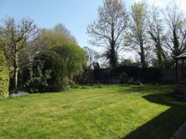  Image of 5 bedroom Detached house for sale in The Mews Bramley Tadley RG26 at The Mews Bramley Tadley, RG26 5QX