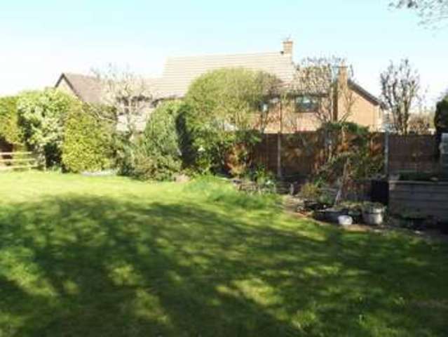  Image of 5 bedroom Detached house for sale in The Mews Bramley Tadley RG26 at The Mews Bramley Tadley, RG26 5QX