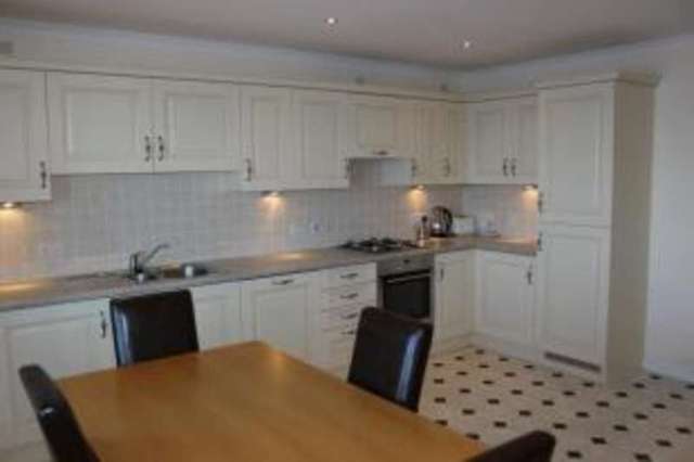  Image of 3 bedroom Flat for sale in The Shores Skelmorlie PA17 at Skelmorlie North Ayrshire Upper Skelmorlie, PA17 5AZ