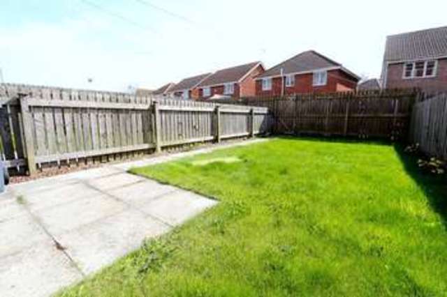  Image of 3 bedroom Terraced house for sale in The Willows Hull HU7 at The Willows  Hull, HU7 4WH