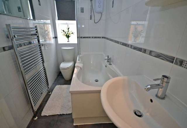  Image of 4 bedroom Detached house for sale in Thornes Moor Road Wakefield WF2 at Wakefield West Yorkshire, WF2 8PX