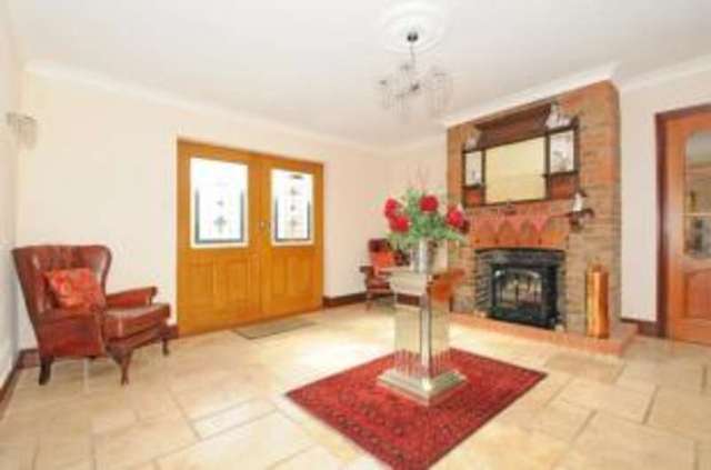  Image of 5 bedroom Detached house for sale in Thornwood Road Epping CM16 at Epping Essex Epping, CM16 6TA