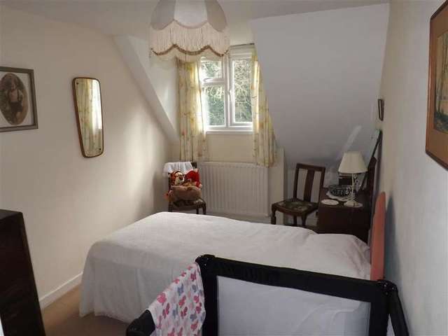  Image of 3 bedroom Bungalow for sale in Tongdean Lane Withdean Brighton BN1 at Brighton East Sussex Brighton, BN1 5JE
