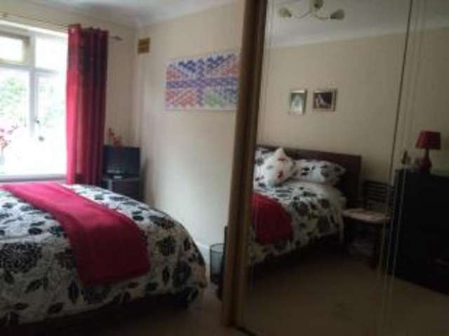  Image of 2 bedroom Flat for sale in Hele Road Torquay TQ2 at Torquay Devon Barton, TQ2 7QG