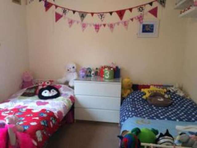  Image of 2 bedroom Flat for sale in Hele Road Torquay TQ2 at Torquay Devon Barton, TQ2 7QG