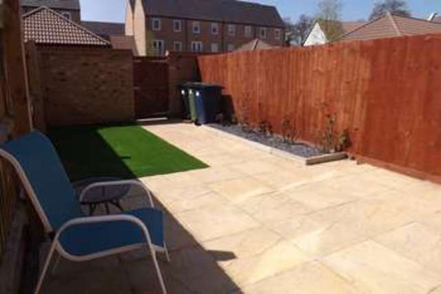  Image of 4 bedroom Terraced house to rent in Tortoiseshell Walk Little Paxton St. Neots PE19 at Tortoiseshell Walk Little Paxton St. Neots, PE19 6TS