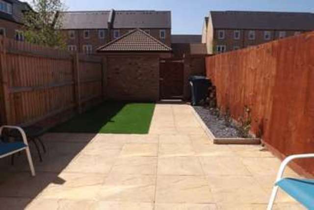  Image of 4 bedroom Terraced house to rent in Tortoiseshell Walk Little Paxton St. Neots PE19 at Tortoiseshell Walk Little Paxton St. Neots, PE19 6TS