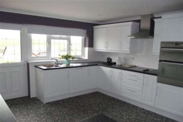  Image of 5 bedroom Detached house to rent in Trevean Way Newquay TR7 at Newquay, TR7 1TW