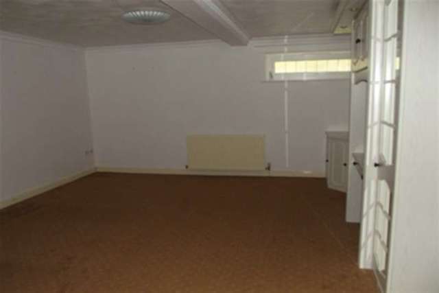  Image of 5 bedroom Detached house to rent in Trevean Way Newquay TR7 at Newquay, TR7 1TW