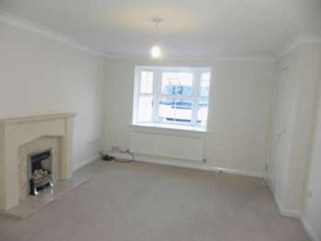 Image of 3 bedroom Terraced house to rent in Tutors Way Kidderminster DY10 at Tutors Way  Kidderminster, DY10 1PH