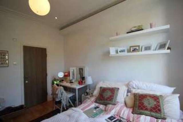  Image of 2 bedroom Flat to rent in Uplands Road London N8 at Hornsey London Hornsey, N8 9NH