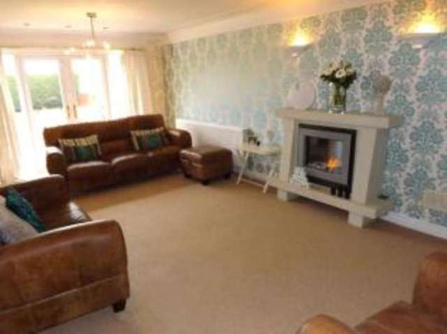  Image of 5 bedroom Detached house for sale in Vale Court Dutton Warrington WA4 at Dutton Warrington Dutton, WA4 4HA