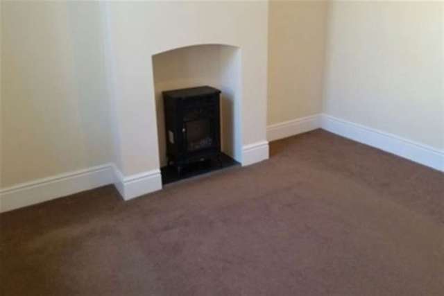  Image of 3 bedroom Terraced house to rent in Vicar Lane Woodhouse Sheffield S13 at Sheffield, S13 7JH