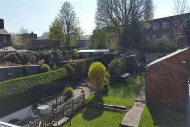  Image of 3 bedroom Terraced house to rent in Vicar Lane Woodhouse Sheffield S13 at Sheffield, S13 7JH