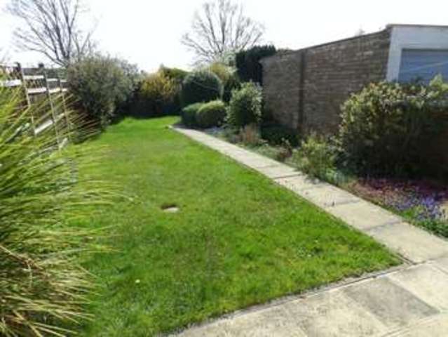  Image of 2 bedroom Bungalow for sale in Vicarage Hill Flitwick Bedford MK45 at Vicarage Hill  Flitwick, MK45 1JA