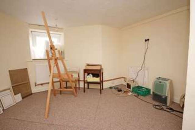  Image of 4 bedroom Maisonette for sale in Walnut Road Torquay TQ2 at Walnut Road Chelston Torquay, TQ2 6HU