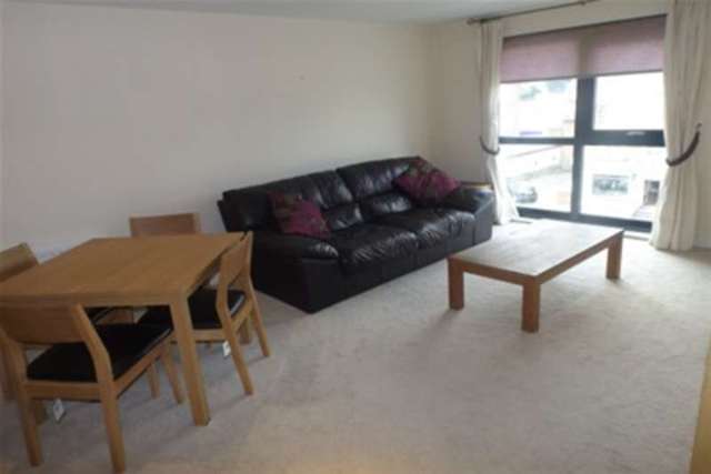  Image of 1 bedroom Flat to rent in Mannock Close London NW9 at London, NW9 5WD