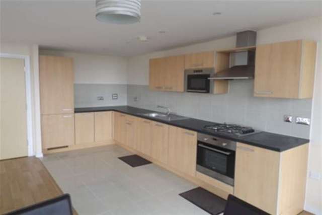  Image of 2 bedroom Penthouse to rent in Mannock Close London NW9 at London, NW9 5WD