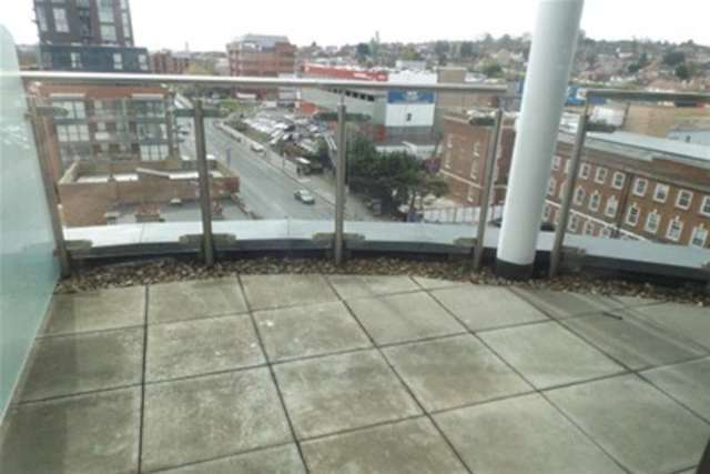  Image of 2 bedroom Penthouse to rent in Mannock Close London NW9 at London, NW9 5WD