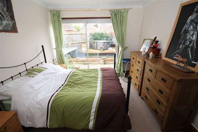  Image of 3 bedroom Bungalow for sale in Warren Road Red Lodge Bury St. Edmunds IP28 at Warren Road  Red Lodge, Bury St. Edmunds, IP28 8JP