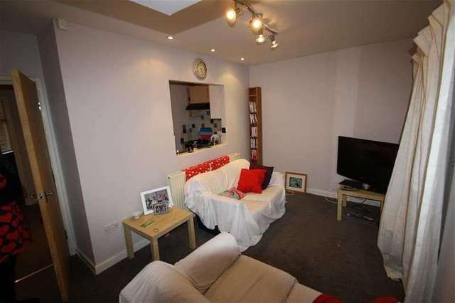  Image of 1 bedroom Flat to rent in Warwick Street Heaton Newcastle upon Tyne NE6 at Warwick Street  Newcastle Upon Tyne, NE6 5AQ
