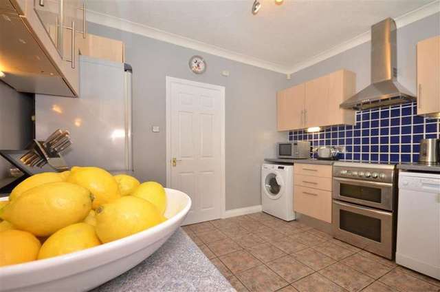  Image of 2 bedroom Apartment for sale in Waterloo Square Bognor Regis PO21 at Bognor Regis West Sussex Bognor Regis, PO21 1TE