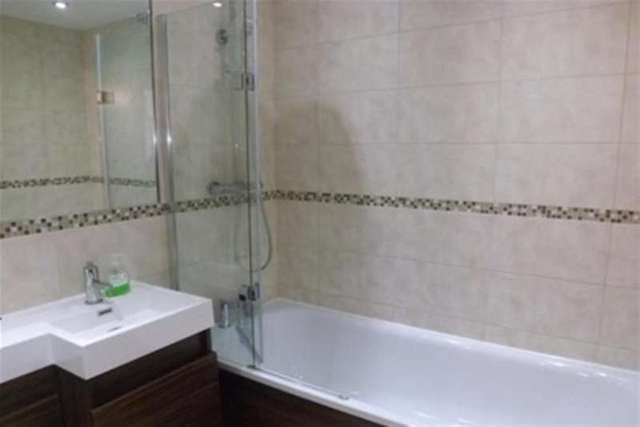  Image of 2 bedroom Flat to rent in London Road Waterlooville PO7 at Waterlooville, PO7 5SU