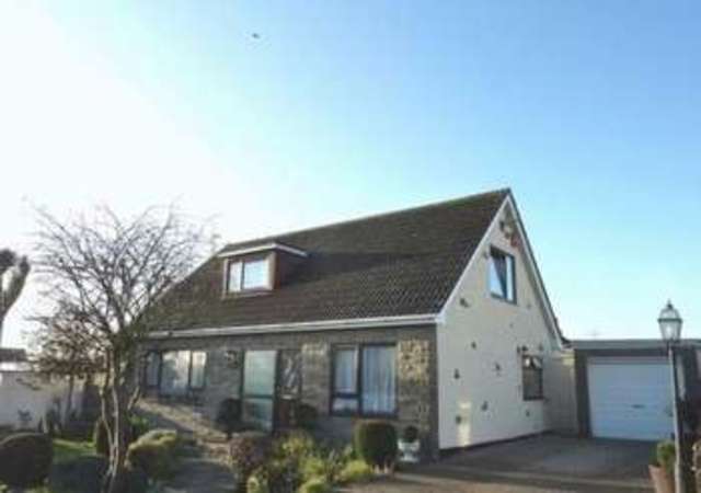  Image of 4 bedroom Detached house for sale in Wedgewood Drive Portskewett Caldicot NP26 at Wedgewood Drive Portskewett Caldicot, NP26 5TL