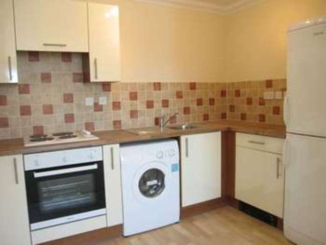 Image of 2 bedroom Flat to rent in Park Road Southampton SO15 at Park Road  Southampton, SO15 3BB
