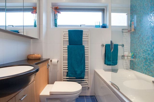  Image of 4 bedroom Detached house for sale in Barnards Hill Marlow SL7 at Barnards Hill  Marlow, SL7 2NX