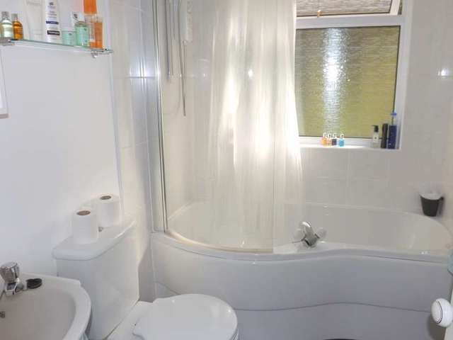 Image of 3 bedroom Detached house for sale in Loch Eck Dunoon PA23 at Loch Eck Dunoon, PA23 8SG
