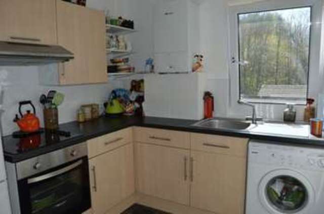  Image of 2 bedroom Flat for sale in Whitcombe Road Newport PO30 at Whitcombe Road  Newport, PO30 1ED