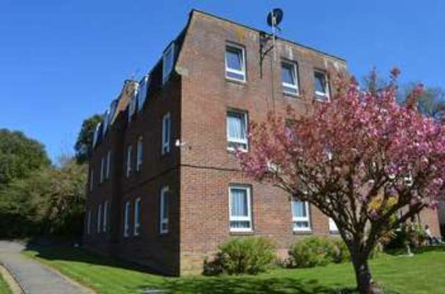  Image of 2 bedroom Flat for sale in Whitcombe Road Newport PO30 at Whitcombe Road  Newport, PO30 1ED