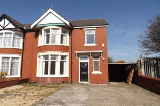  Image of 3 bedroom Detached house to rent in Whitegate Drive Blackpool FY3 at Blackpool, FY3 9PH