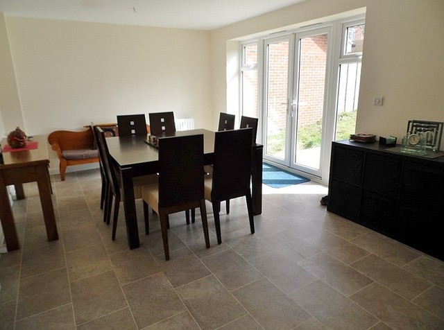  Image of 5 bedroom Detached house for sale in Whiteland Way Clanfield Waterlooville PO8 at Whiteland Way Clanfield Waterlooville, PO8 0ZF