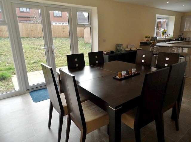  Image of 5 bedroom Detached house for sale in Whiteland Way Clanfield Waterlooville PO8 at Whiteland Way Clanfield Waterlooville, PO8 0ZF